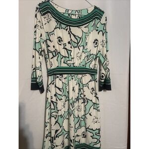 New York and Co Floral Boatneck 3/4 Sleeve Dress Size Medium